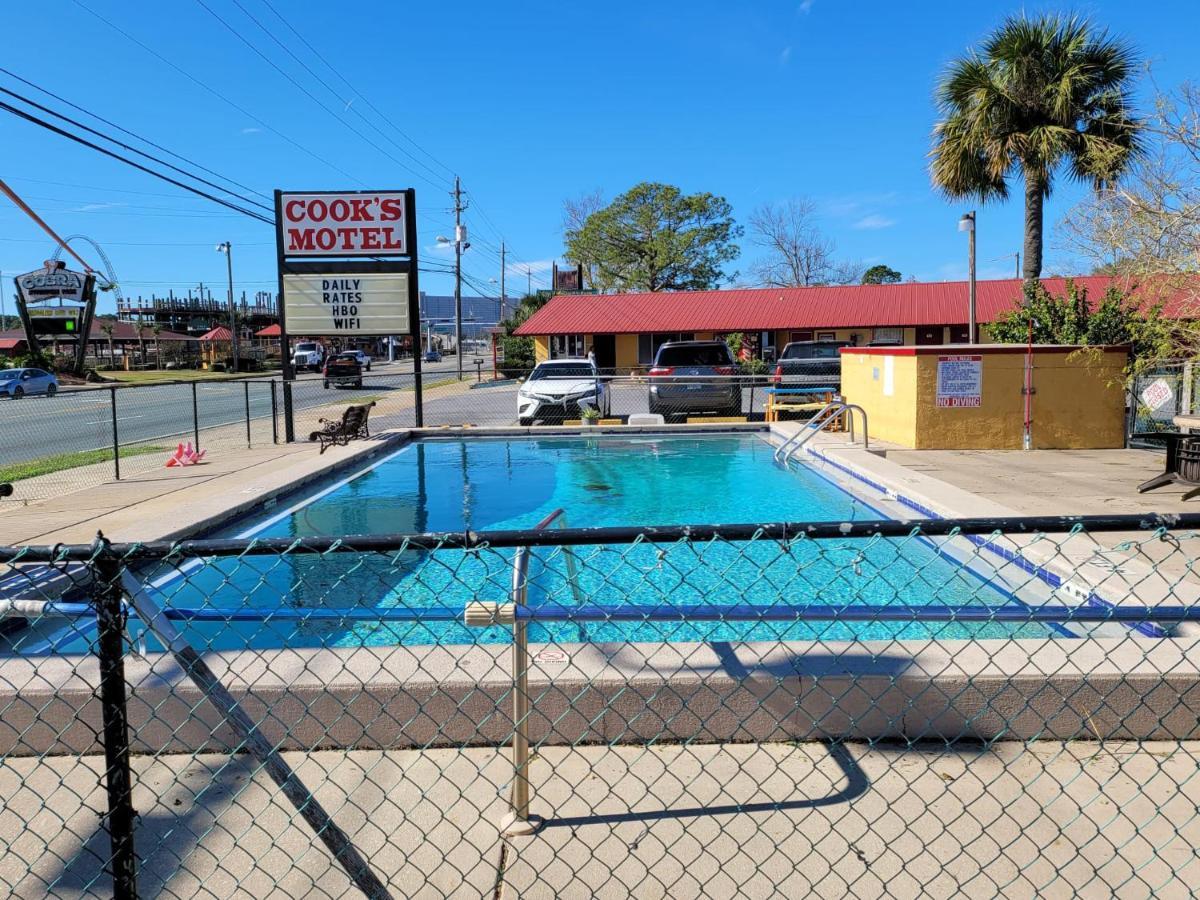 Cook'S Motel- Panama City Beach Upper Grand Lagoon Exterior photo